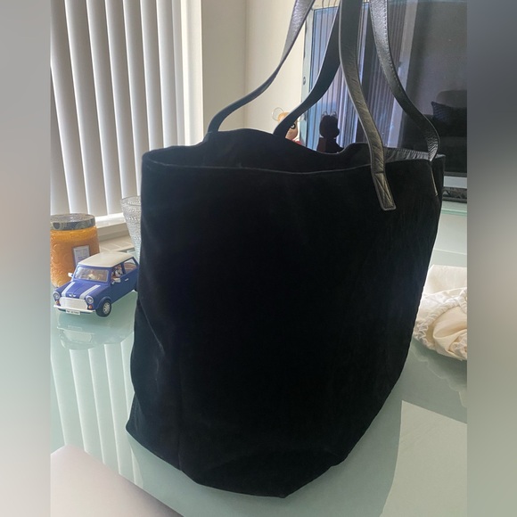 BRAND NEW Balmain Black Velvet Logo Shopping Horizontal Tote - Picture 4 of 10